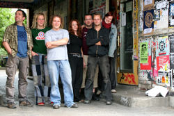 Bandfoto Ahead To The Sea