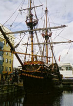 Segelschiff im Museumshafen von London (Foto: kuec)